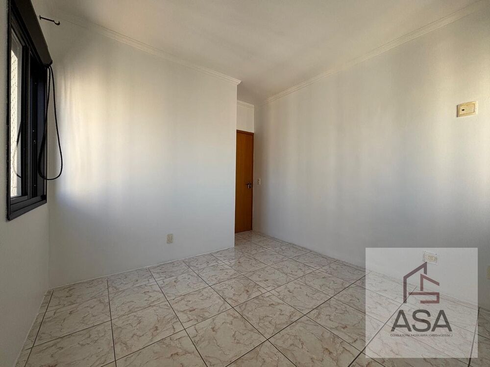 Apartamento para alugar com 3 quartos, 92m² - Foto 9