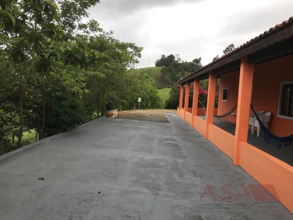 Sítio à venda com 3 quartos, 216m² - Foto 22