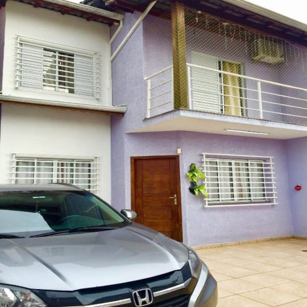 Casa à venda com 3 quartos, 190m² - Foto 1
