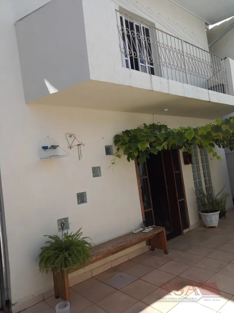 Casa, 2 quartos, 311 m² - Foto 2