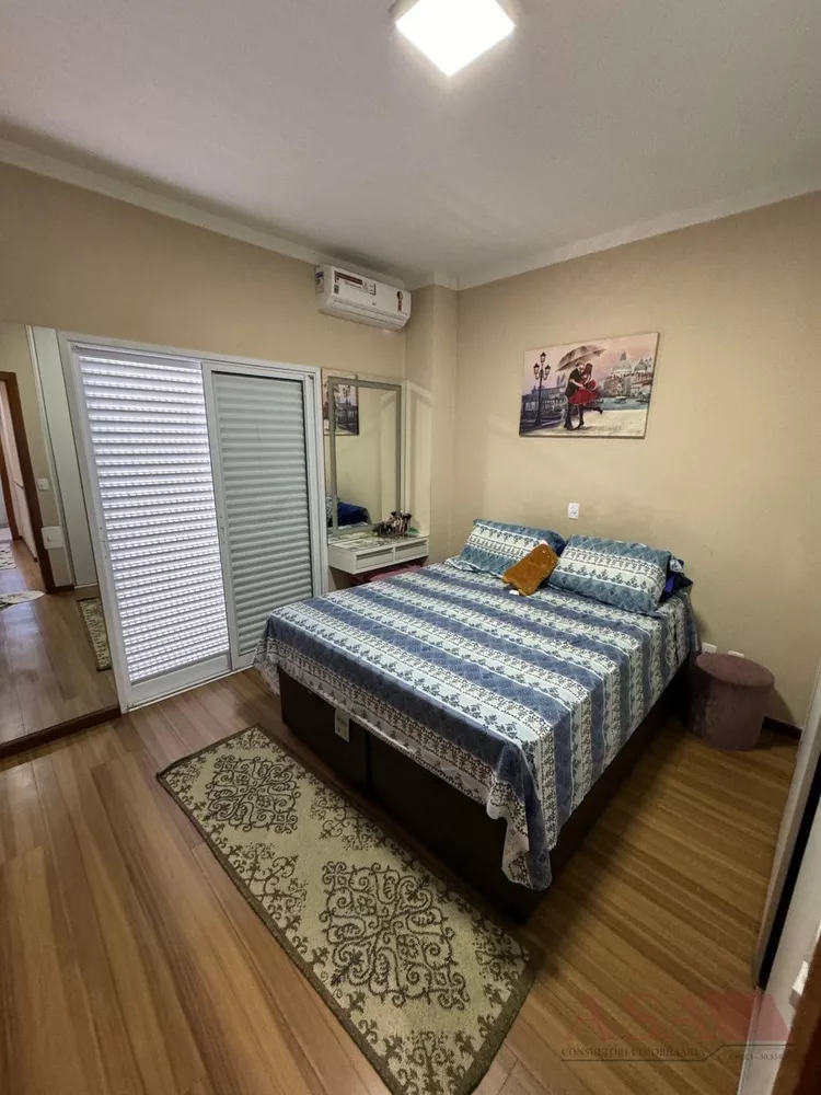 Casa, 3 quartos, 199 m² - Foto 2