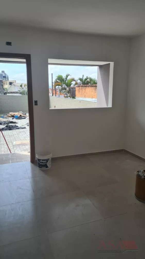 Casa à venda com 2 quartos, 80m² - Foto 9