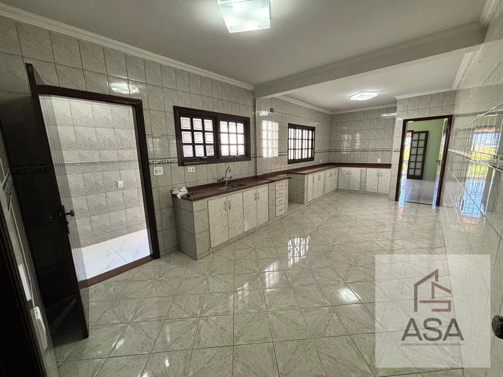 Casa, 3 quartos, 207 m² - Foto 1