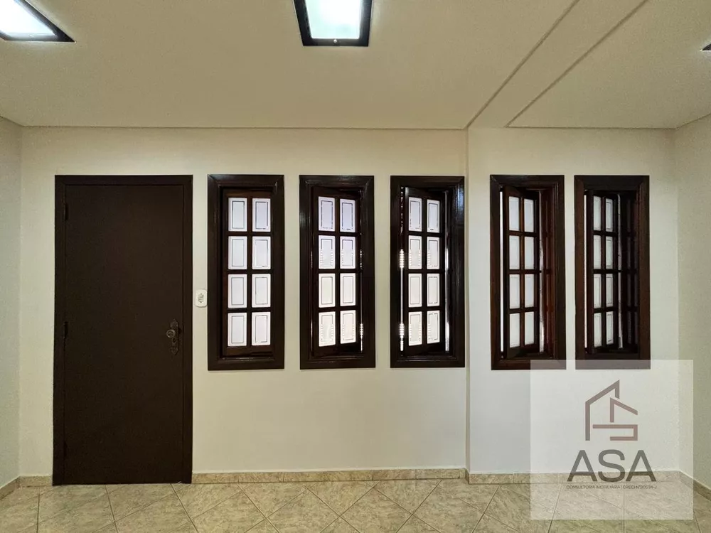 Casa, 3 quartos, 207 m² - Foto 2