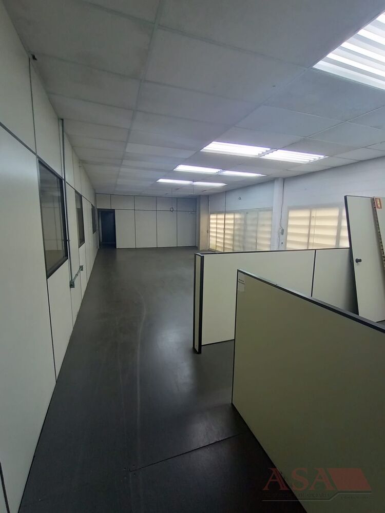 Depósito-Galpão-Armazém para alugar, 1400m² - Foto 8