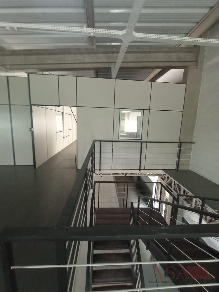 Depósito-Galpão-Armazém para alugar, 1400m² - Foto 16