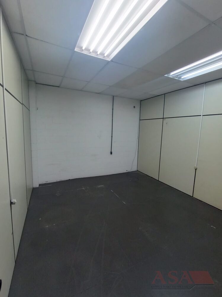 Depósito-Galpão-Armazém para alugar, 1400m² - Foto 4