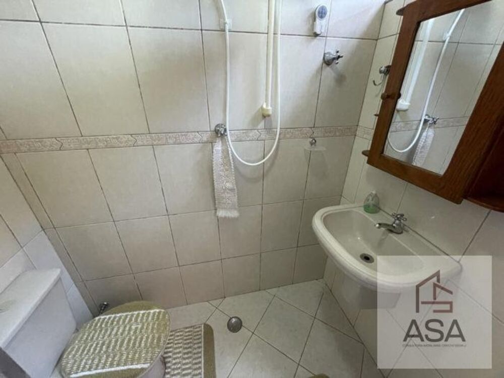 Casa, 3 quartos, 240 m² - Foto 2