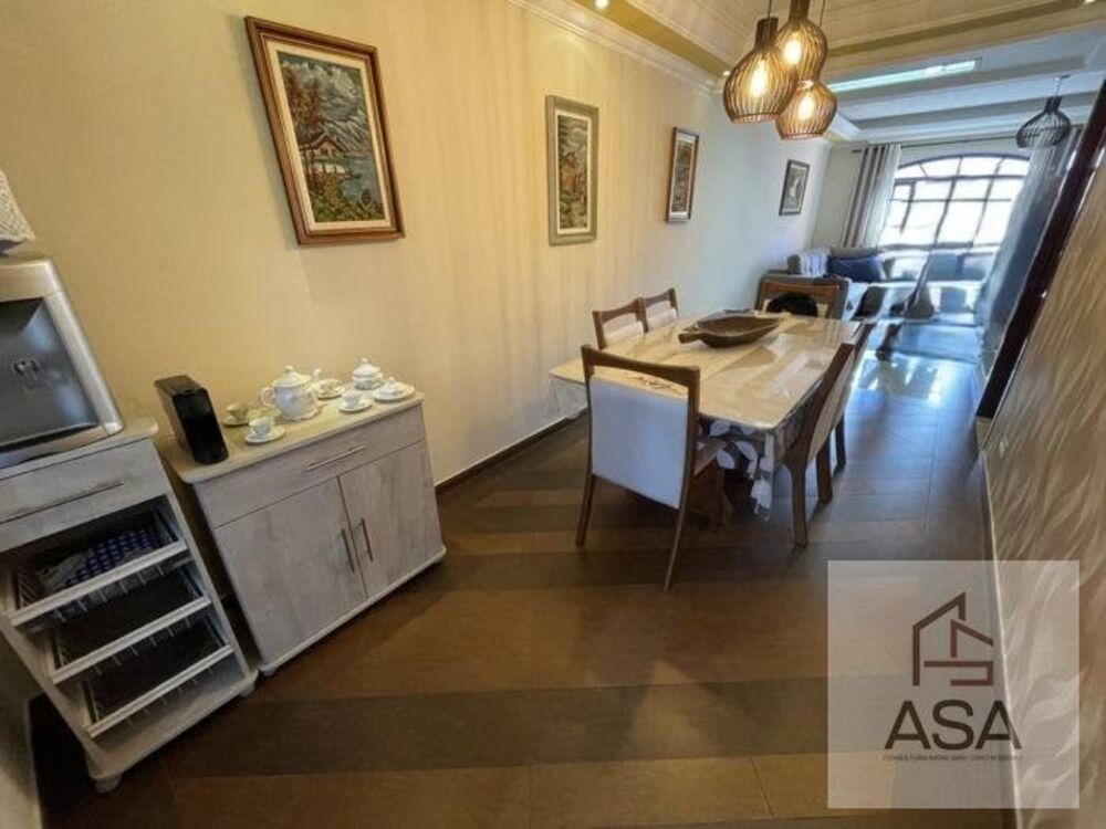 Casa, 3 quartos, 240 m² - Foto 1