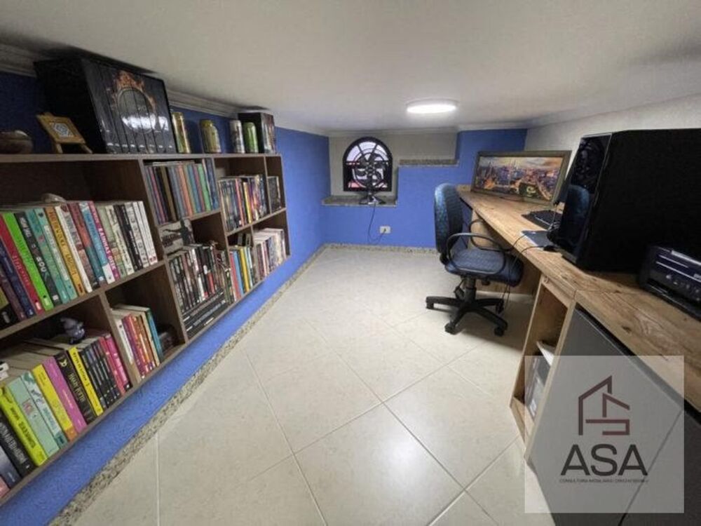 Casa, 3 quartos, 240 m² - Foto 13