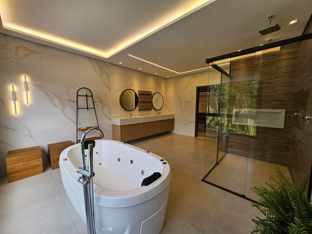 Casa de Condomínio à venda com 6 quartos, 552m² - Foto 11
