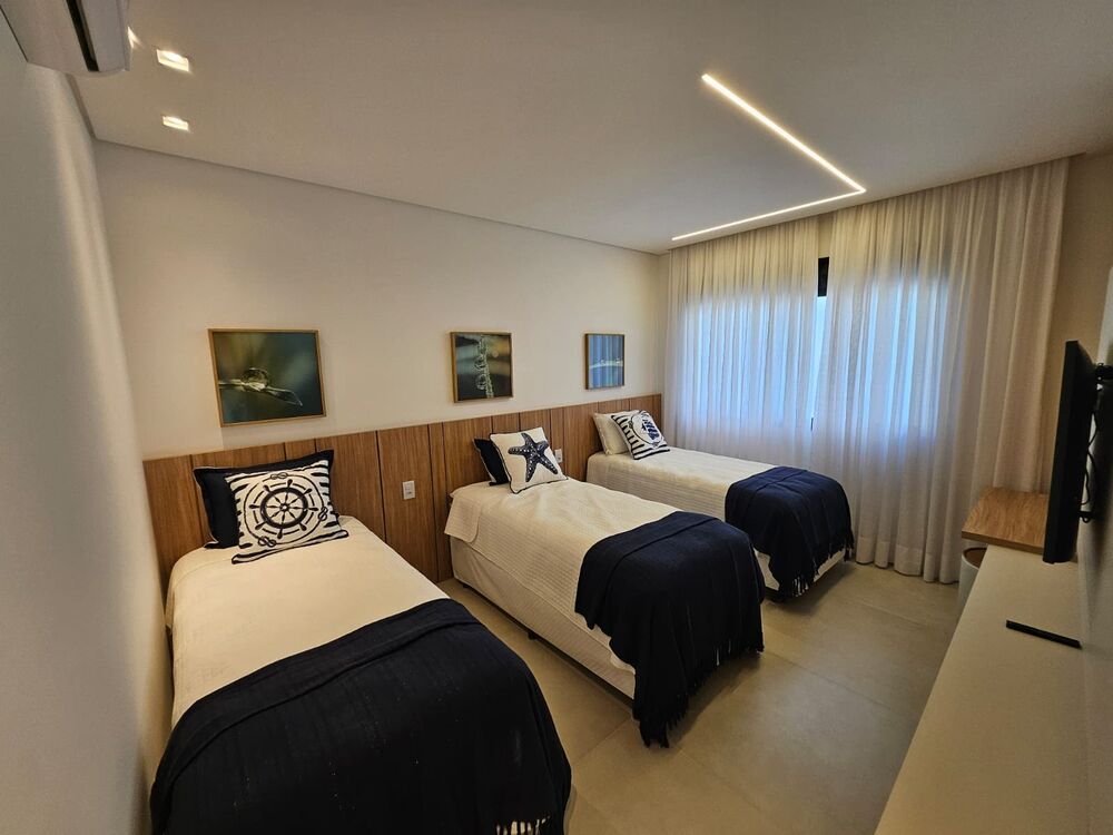 Casa de Condomínio à venda com 6 quartos, 552m² - Foto 24