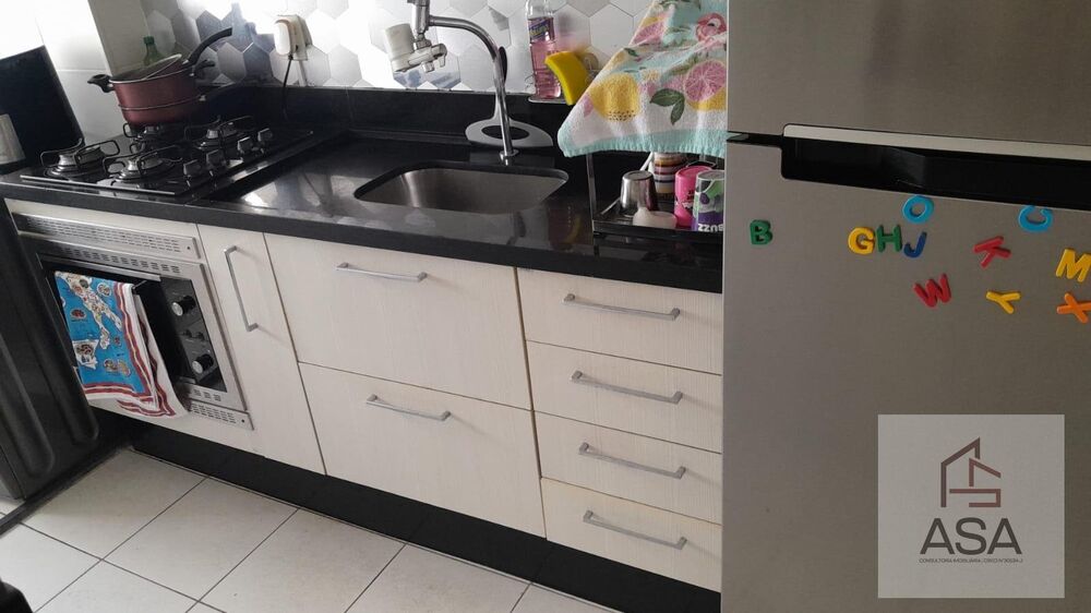 Apartamento à venda com 2 quartos, 46m² - Foto 2