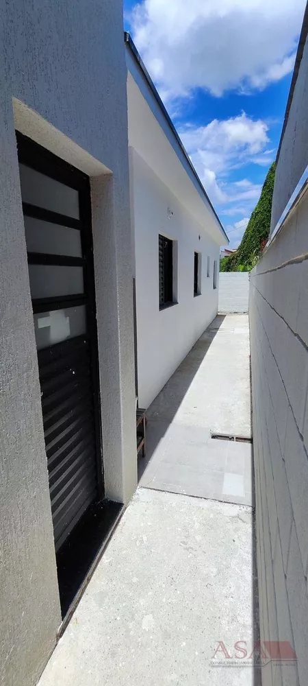 Casa à venda com 3 quartos, 75m² - Foto 4