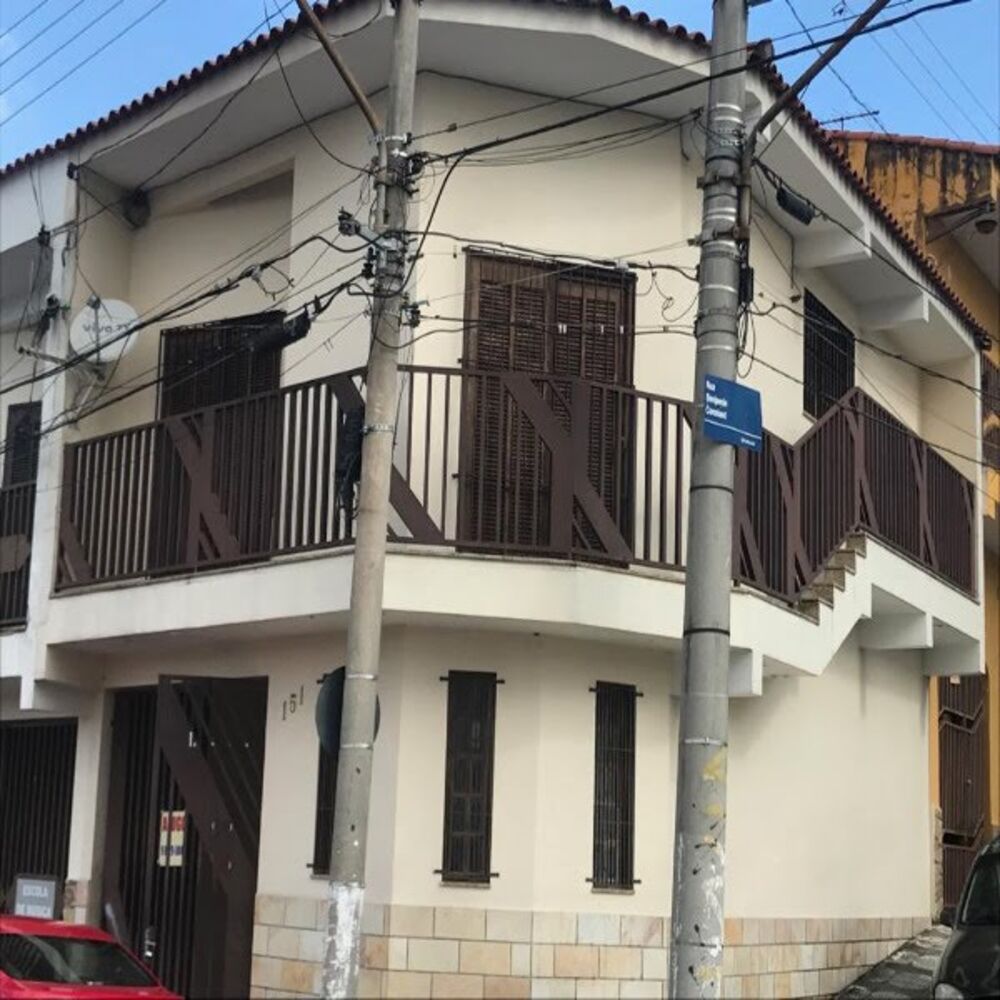 Casa à venda com 3 quartos, 110m² - Foto 1