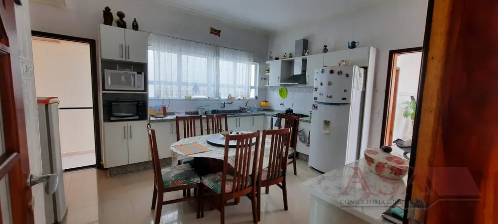 Casa, 4 quartos, 280 m² - Foto 13