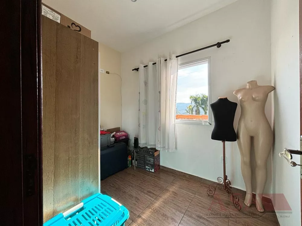 Casa, 3 quartos, 177 m² - Foto 1