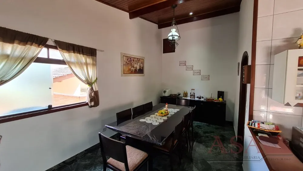 Casa, 3 quartos, 261 m² - Foto 3