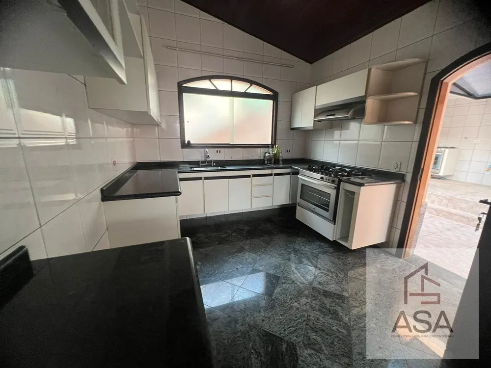Casa, 3 quartos, 261 m² - Foto 14