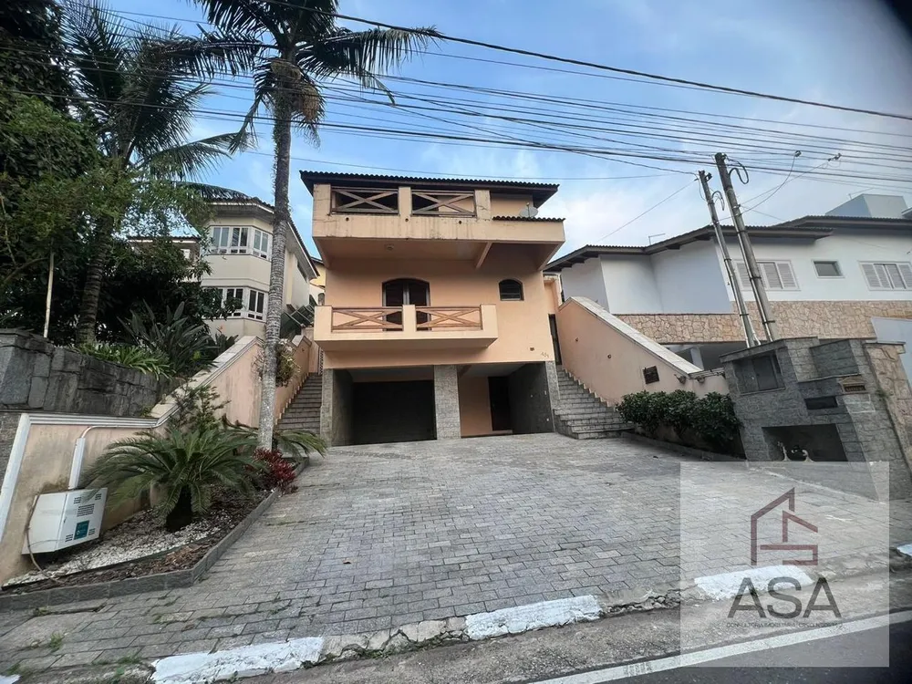 Casa, 3 quartos, 261 m² - Foto 1