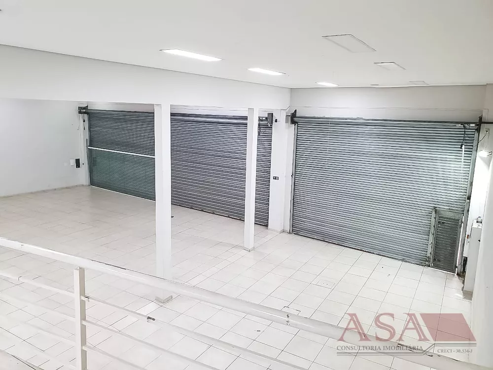 Loja-Salão, 650 m² - Foto 1