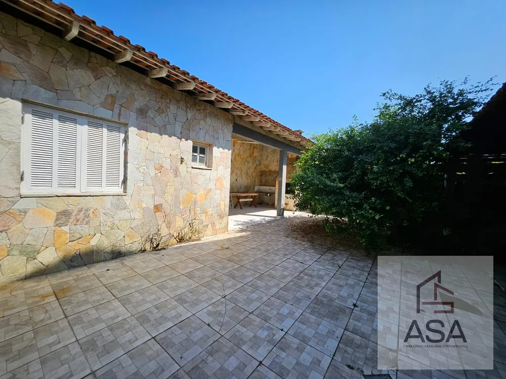 Casa, 4 quartos, 263 m² - Foto 2