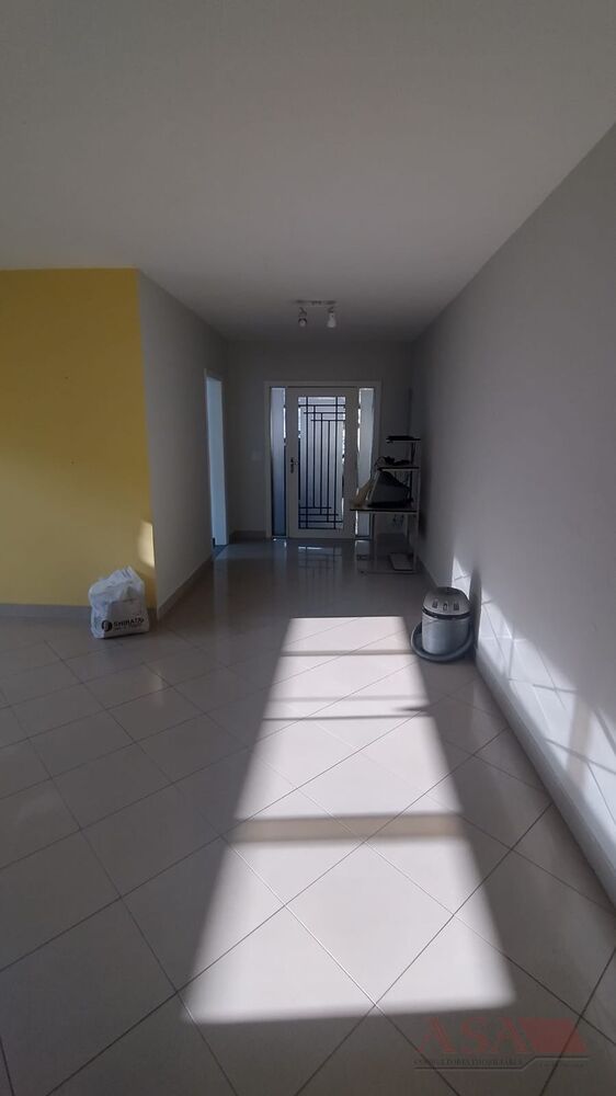 Casa, 3 quartos, 166 m² - Foto 1