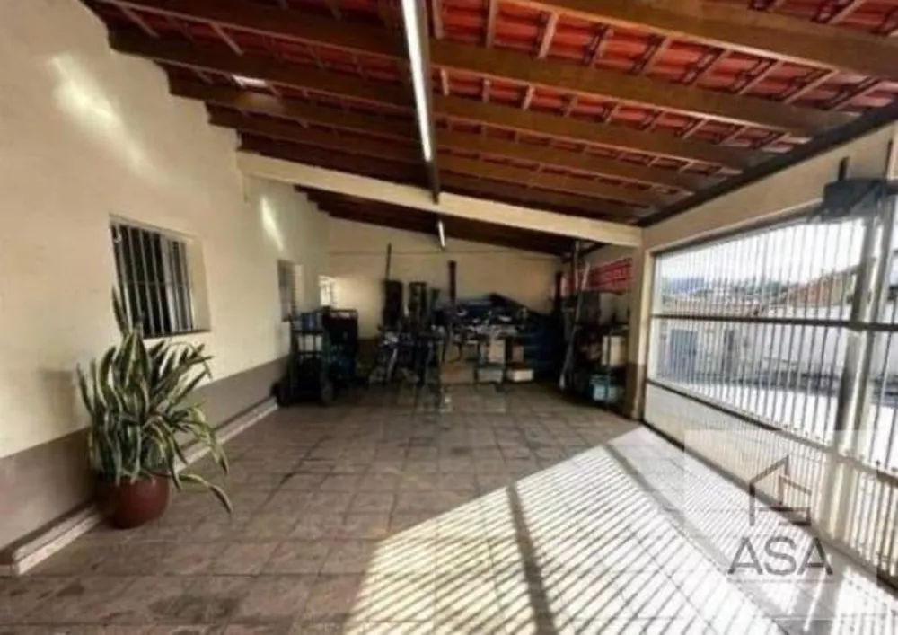 Casa, 6 quartos, 249 m² - Foto 2
