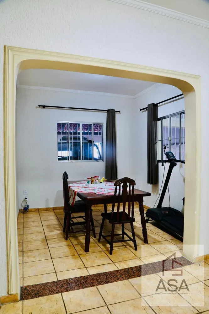 Casa, 6 quartos, 249 m² - Foto 9