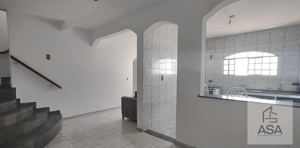 Casa, 3 quartos, 244 m² - Foto 7
