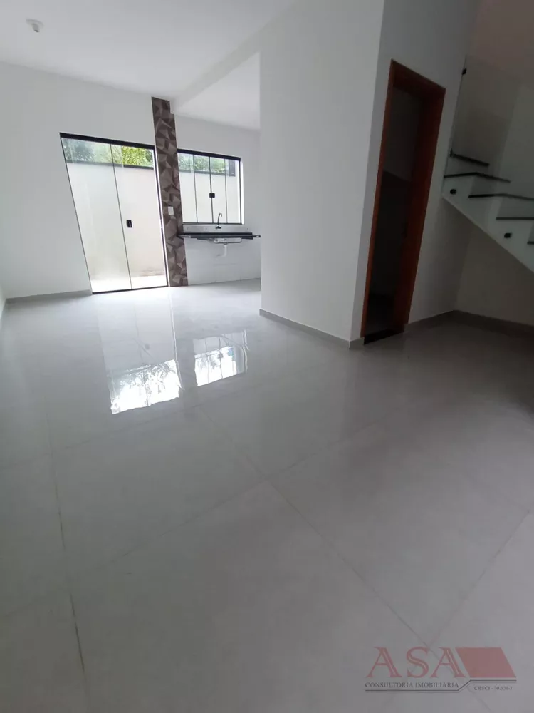 Casa de Condomínio à venda com 2 quartos, 74m² - Foto 1