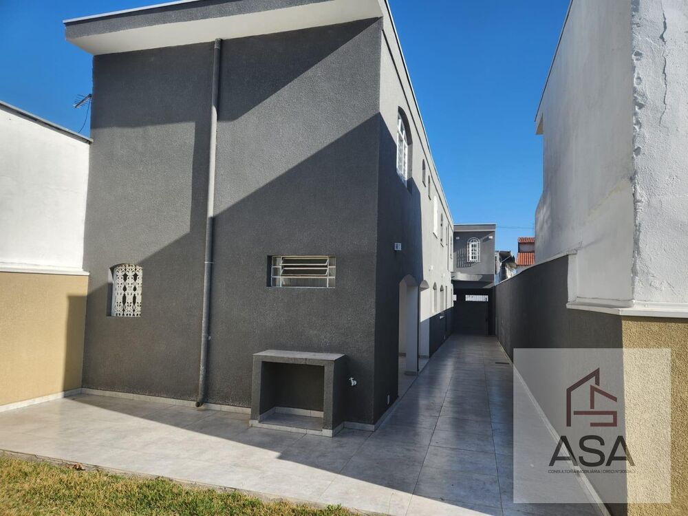 Casa, 4 quartos, 233 m² - Foto 2
