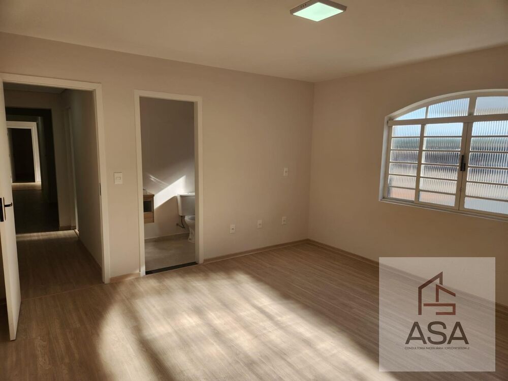Casa, 4 quartos, 233 m² - Foto 30