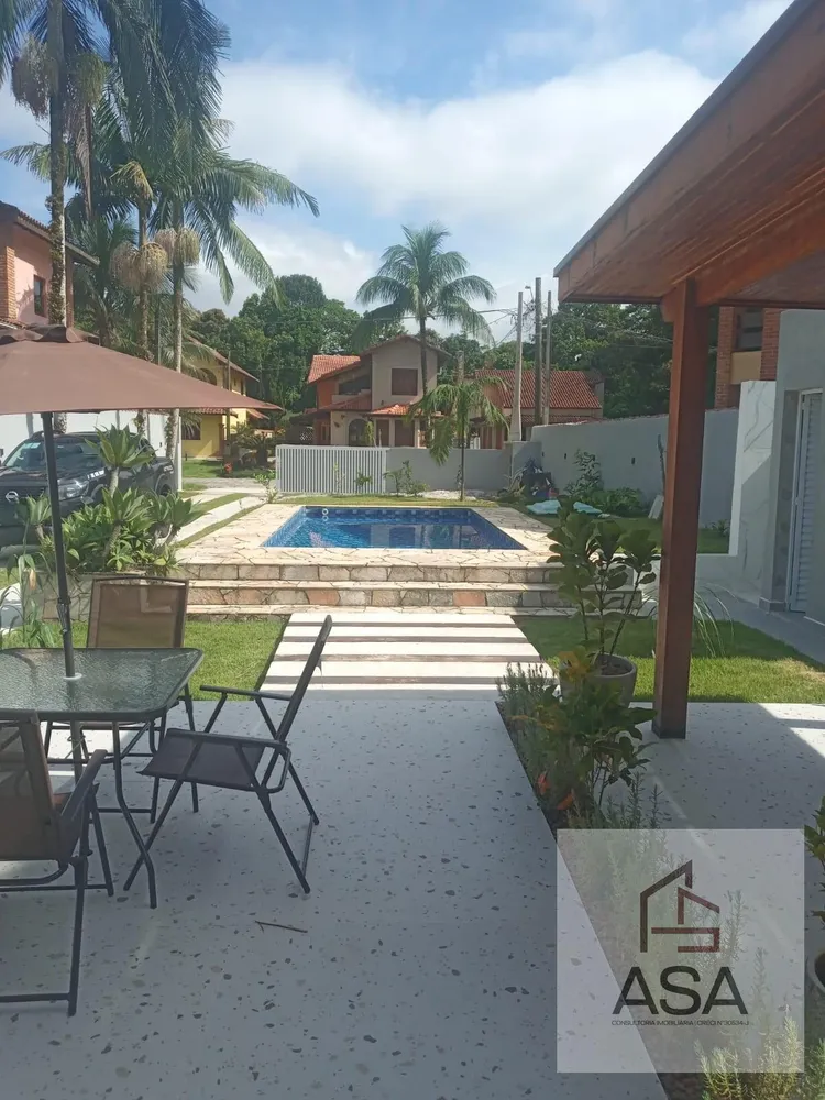 Casa, 4 quartos, 250 m² - Foto 1
