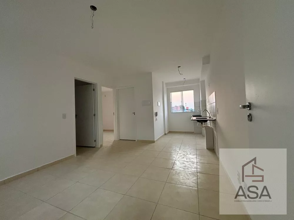 Apartamento para alugar com 2 quartos, 41m² - Foto 6