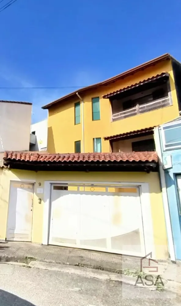 Casa, 3 quartos, 170 m² - Foto 1
