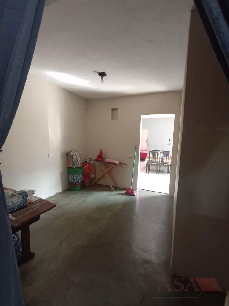 Casa, 5 quartos, 218 m² - Foto 4