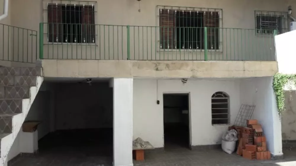 Casa à venda com 4 quartos, 300m² - Foto 4