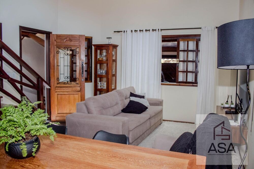 Casa à venda com 3 quartos, 61m² - Foto 11