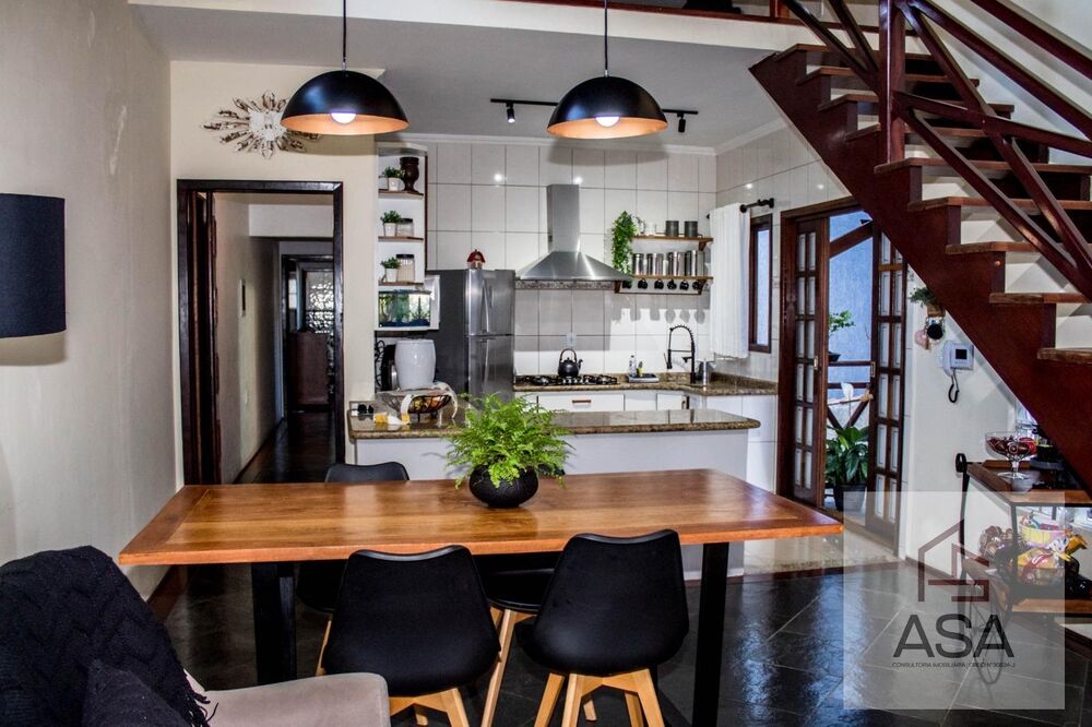 Casa à venda com 3 quartos, 61m² - Foto 8