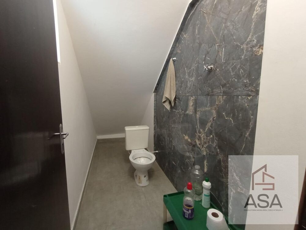 Casa, 3 quartos, 198 m² - Foto 2