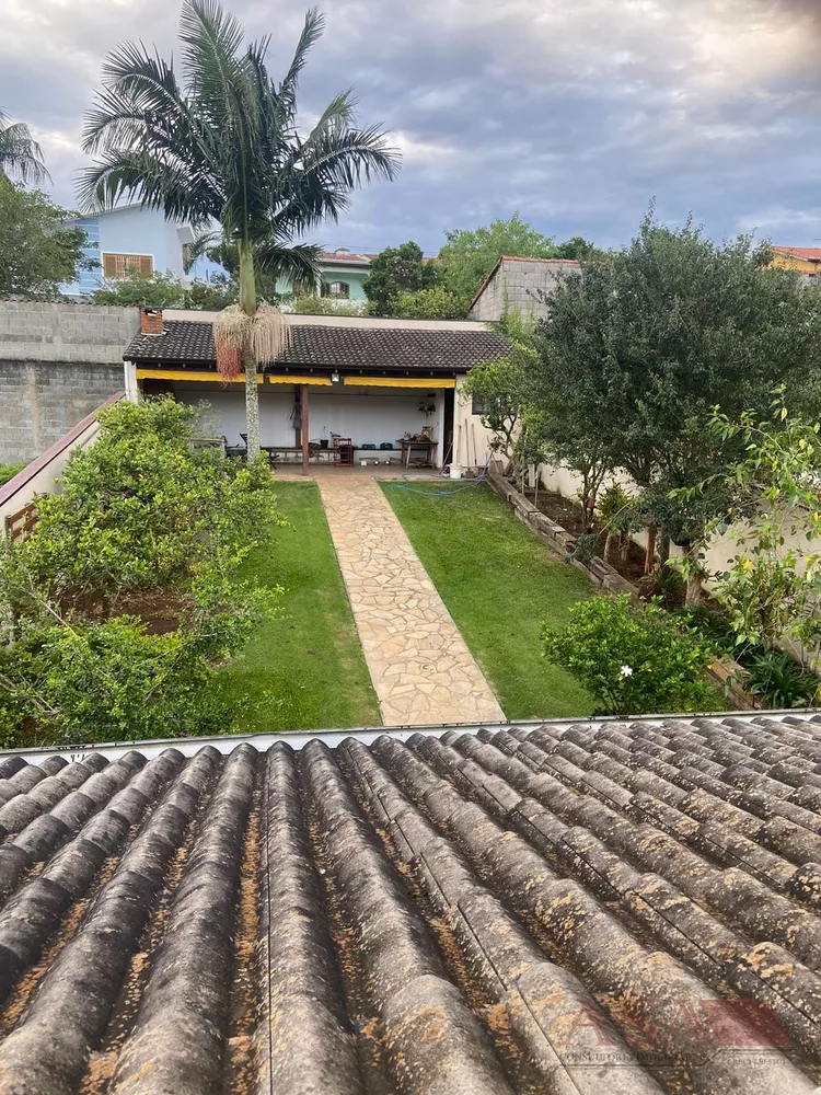 Casa à venda com 3 quartos, 208m² - Foto 3