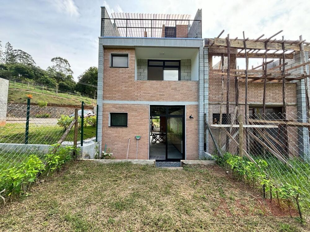 Casa à venda com 2 quartos, 132m² - Foto 18