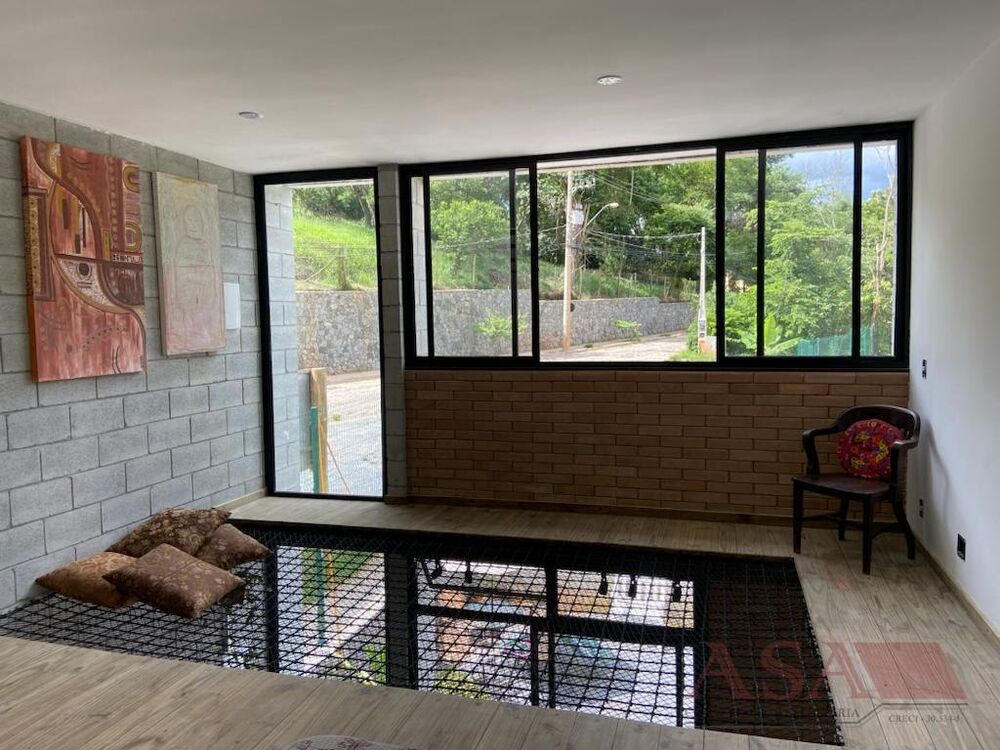 Casa à venda com 2 quartos, 132m² - Foto 3