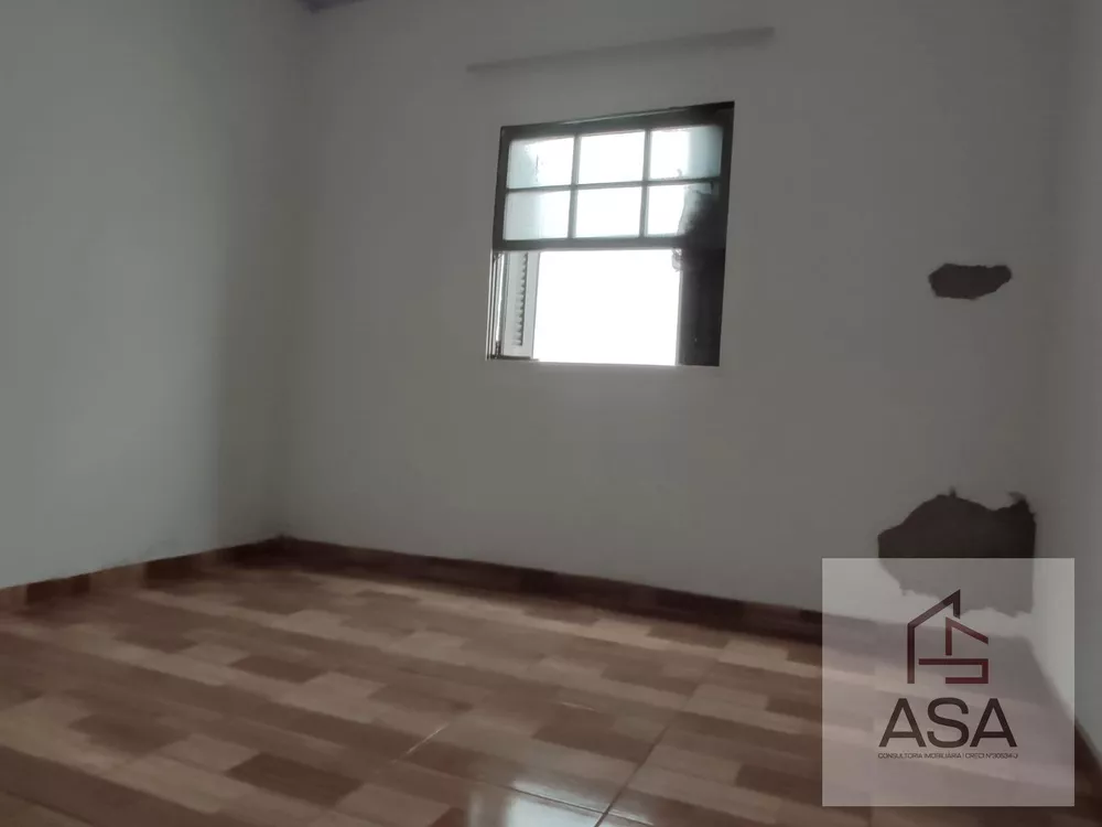 Casa, 5 quartos, 151 m² - Foto 3