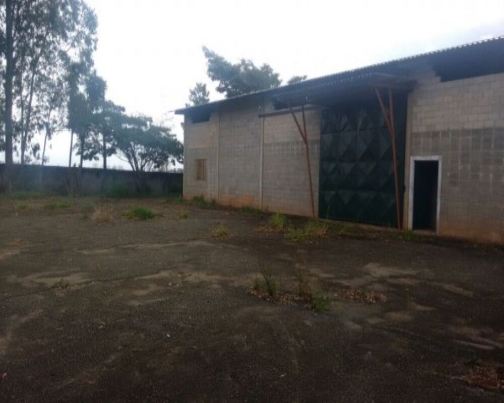Depósito-Galpão-Armazém à venda, 1350m² - Foto 1