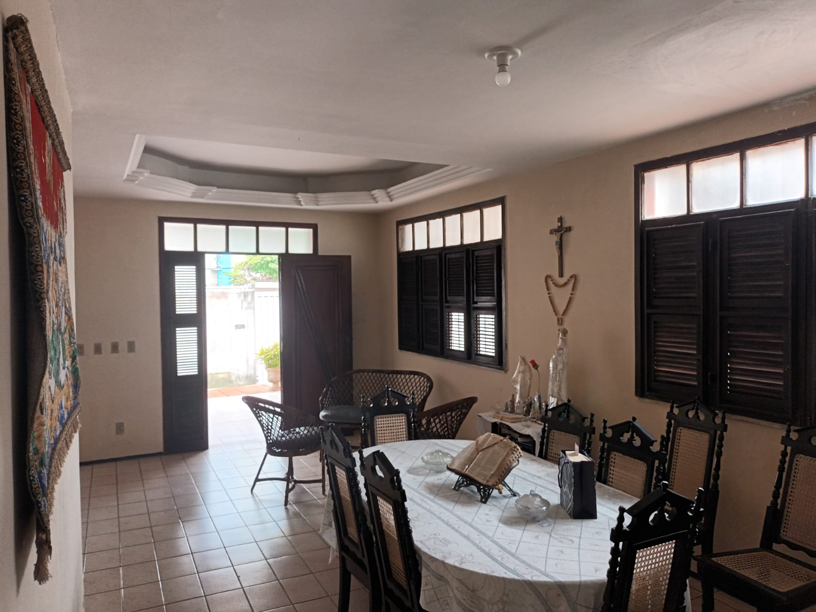 Casa à venda com 4 quartos, 200m² - Foto 6