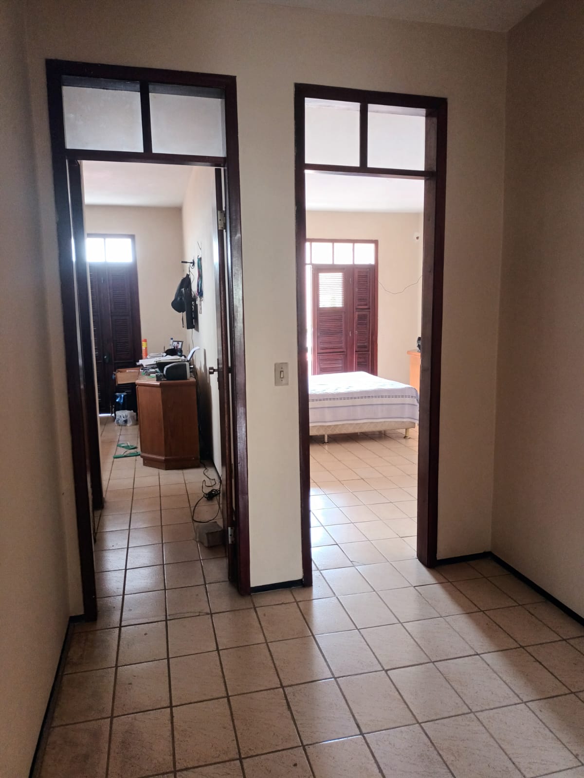 Casa à venda com 4 quartos, 200m² - Foto 18