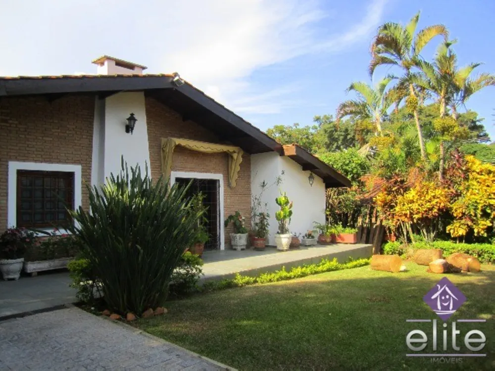 Casa, 3 quartos, 330 m² - Foto 1