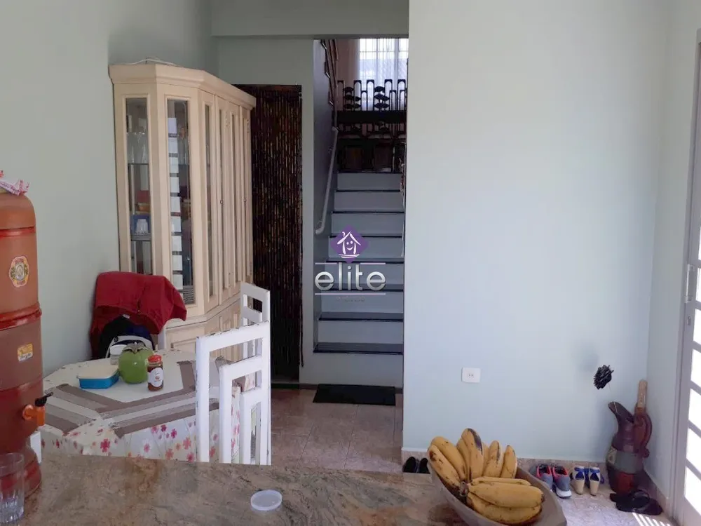 Casa, 3 quartos, 181 m² - Foto 4